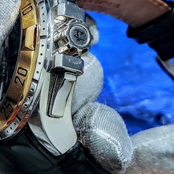 Invicta Reserve Excursion Swiss Made Chrono 10900 Men's Watch - Picture 6 of 9